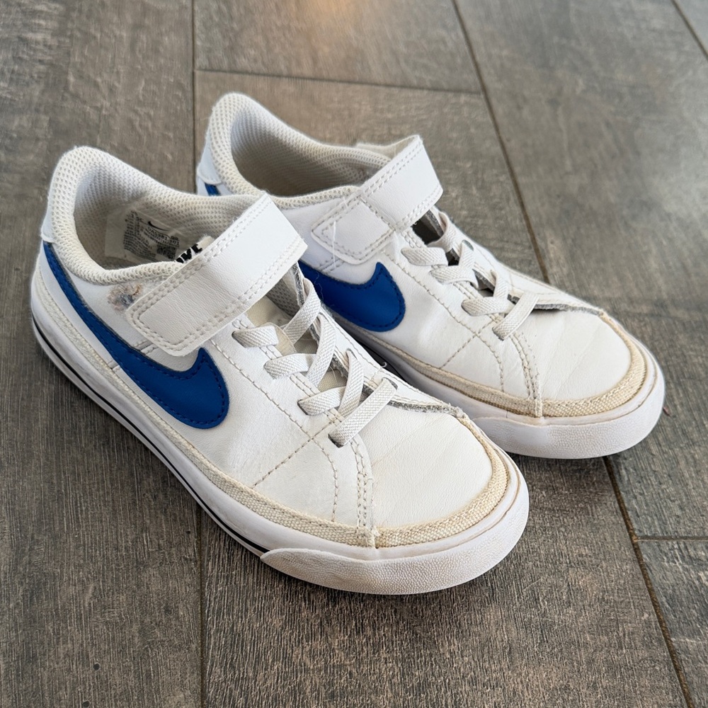 Nike Kids White and Blue Velcro Sneakers